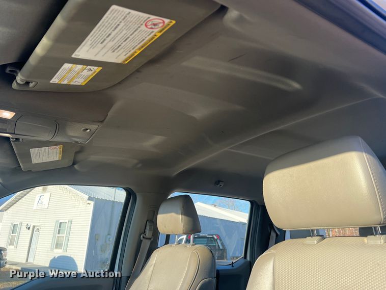 image for item MM9073 2019 Ford F350 Super Duty XL  Crew Cab pickup truck