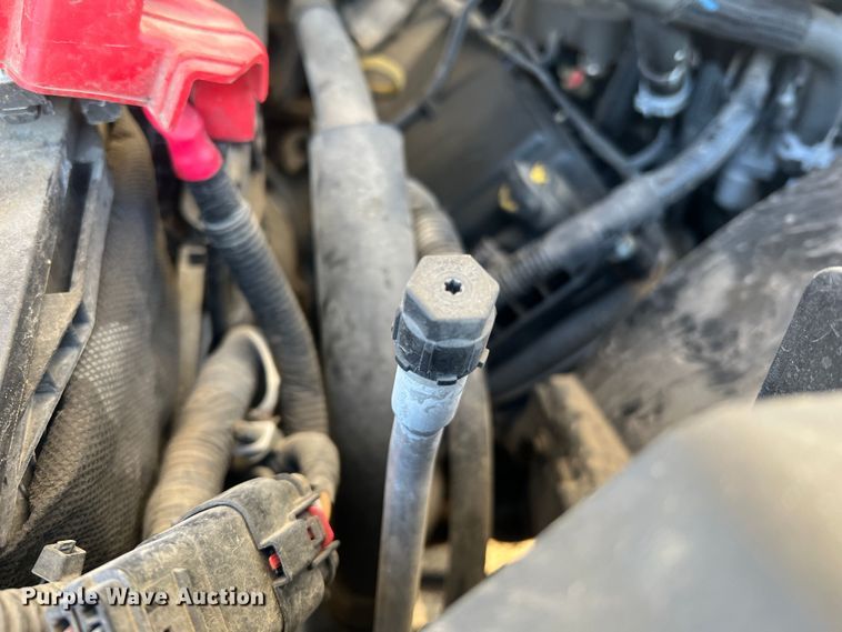 image for item MM9073 2019 Ford F350 Super Duty XL  Crew Cab pickup truck