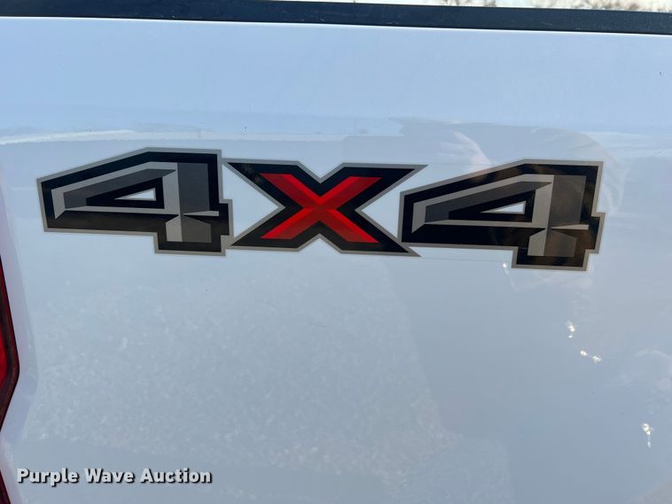 image for item MM9073 2019 Ford F350 Super Duty XL  Crew Cab pickup truck