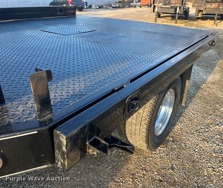 image for item MM9074 2019 Ford F350 Super Duty XL  flatbed pickup truck