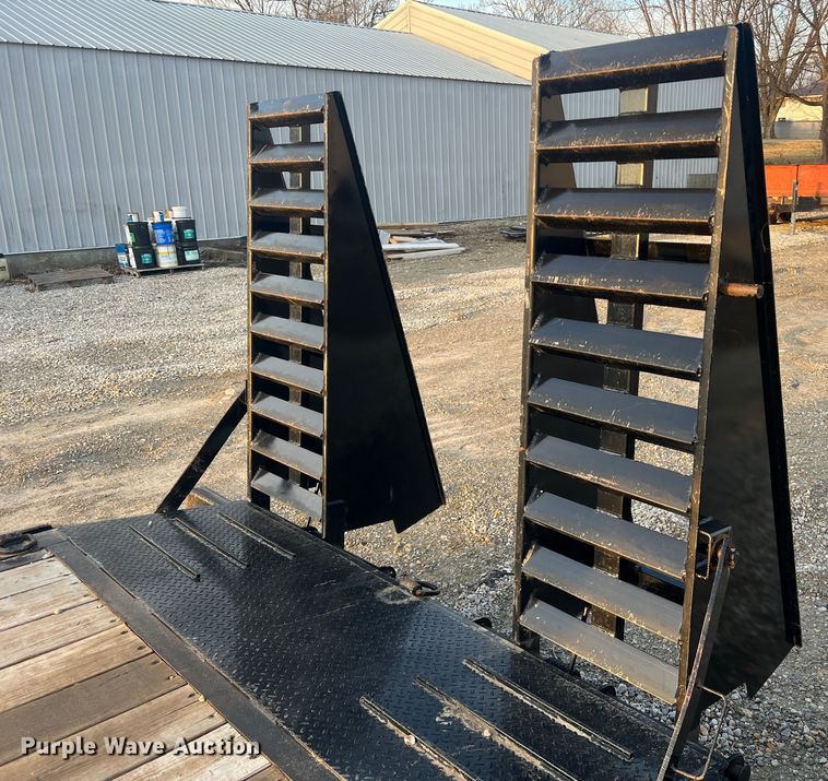 image for item MM9075 2020 Trailerman Hired Hand  equipment trailer