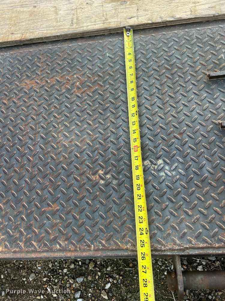 image for item MM9076 2007 Trailerman  equipment trailer