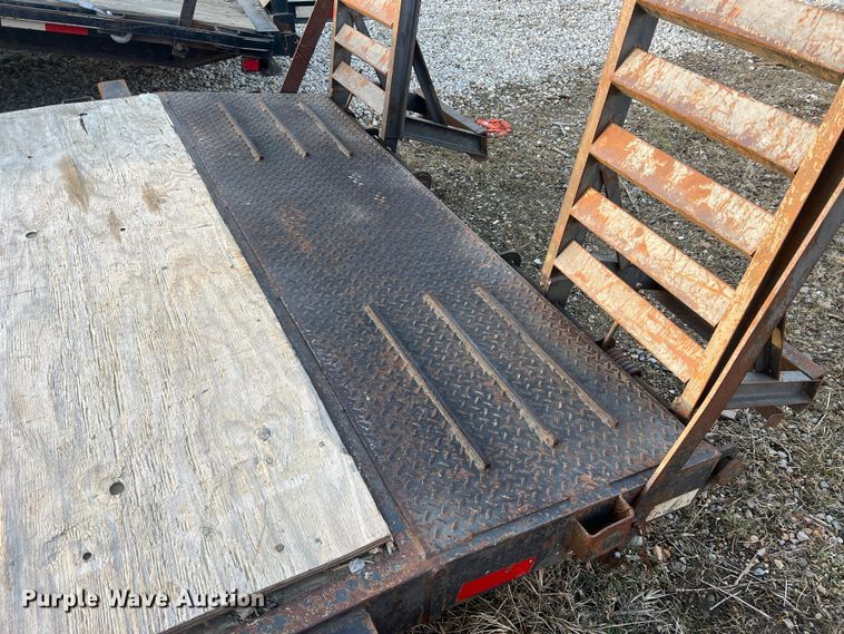 image for item MM9076 2007 Trailerman  equipment trailer