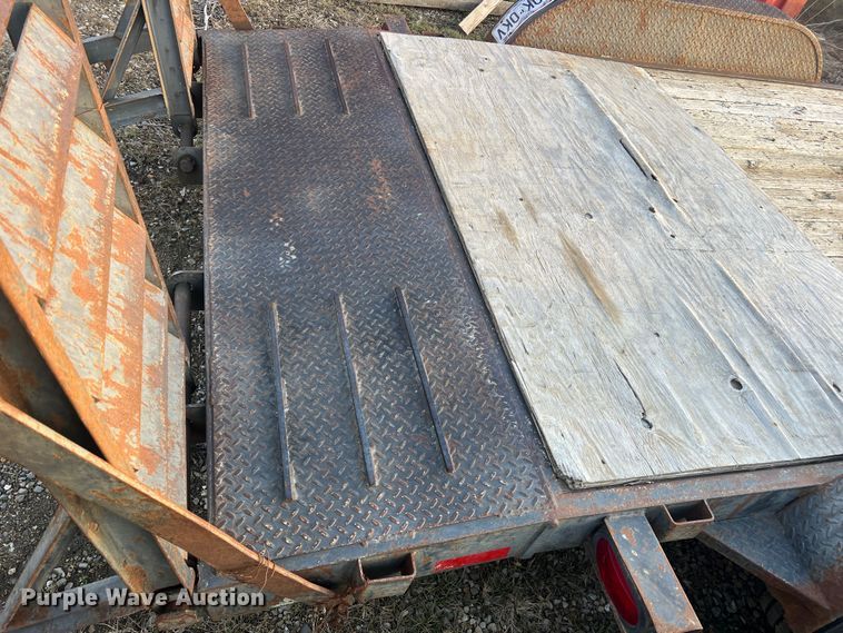 image for item MM9076 2007 Trailerman  equipment trailer