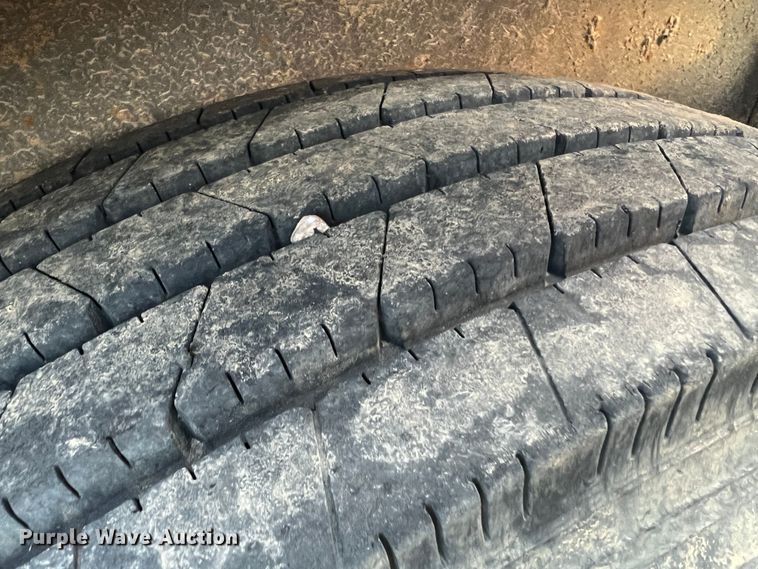 image for item MM9076 2007 Trailerman  equipment trailer