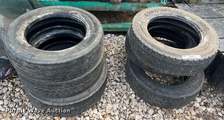 image for item MM9079 (6) 225/70R19.5 tires