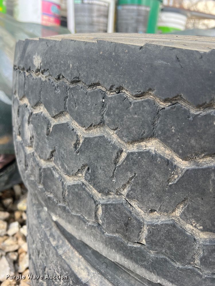 image for item MM9079 (6) 225/70R19.5 tires