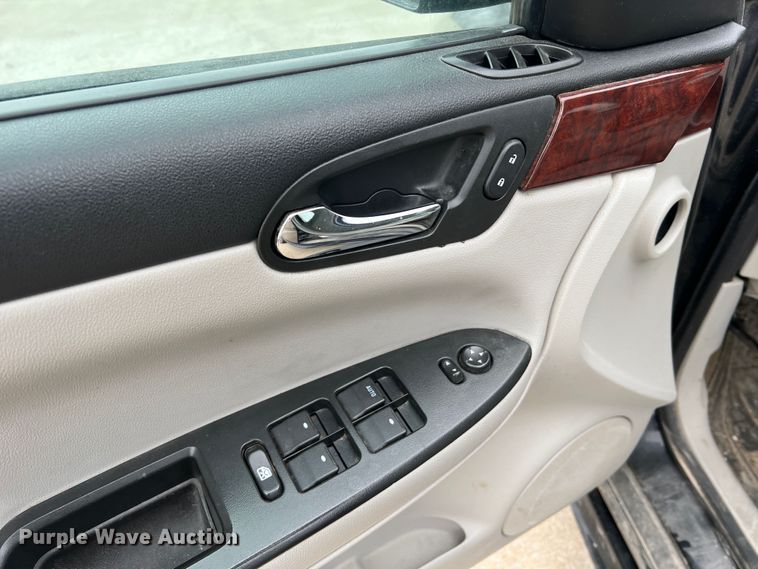 image for item MM9080 2009 Chevrolet Impala LT