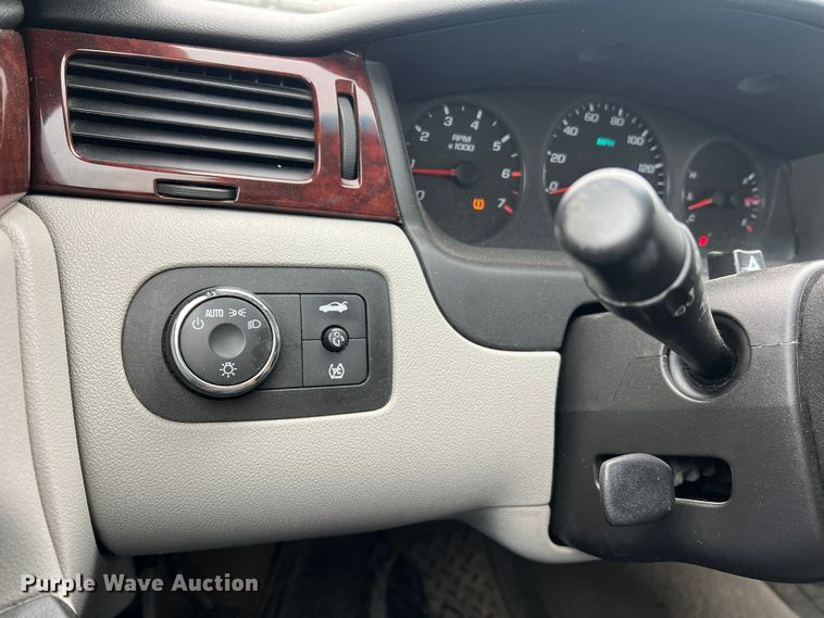 image for item MM9080 2009 Chevrolet Impala LT