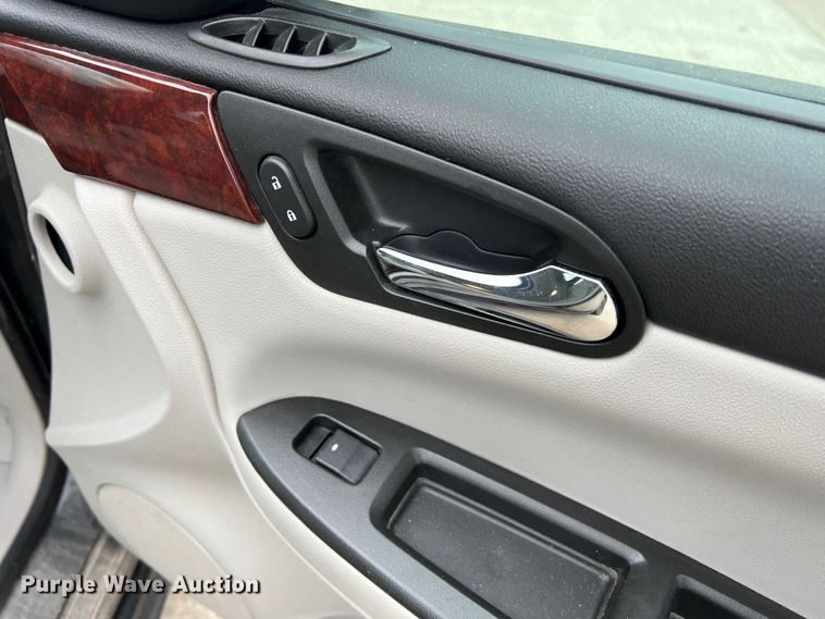 image for item MM9080 2009 Chevrolet Impala LT