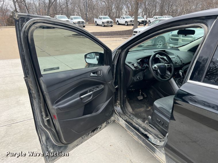 image for item MM9081 2016 Ford Escape SE  SUV