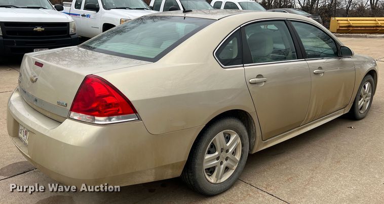 image for item MM9082 2010 Chevrolet Impala LS