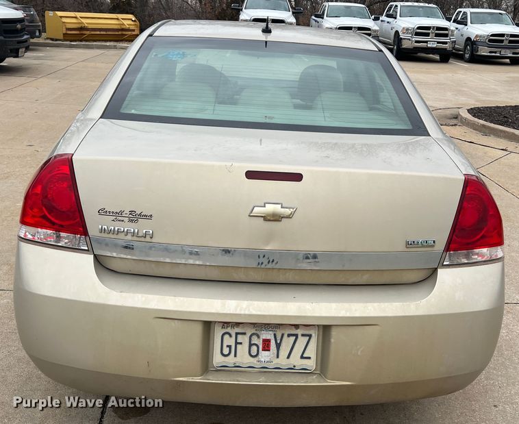 image for item MM9082 2010 Chevrolet Impala LS