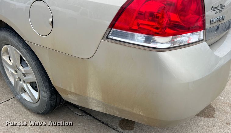 image for item MM9082 2010 Chevrolet Impala LS