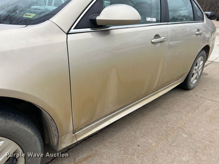 image for item MM9082 2010 Chevrolet Impala LS