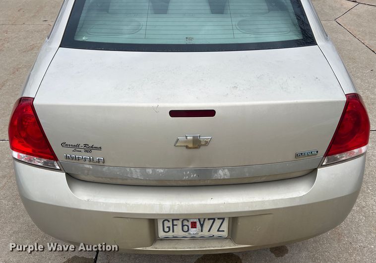 image for item MM9082 2010 Chevrolet Impala LS