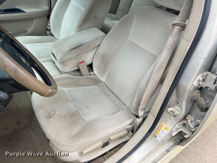 image for item MM9082 2010 Chevrolet Impala LS