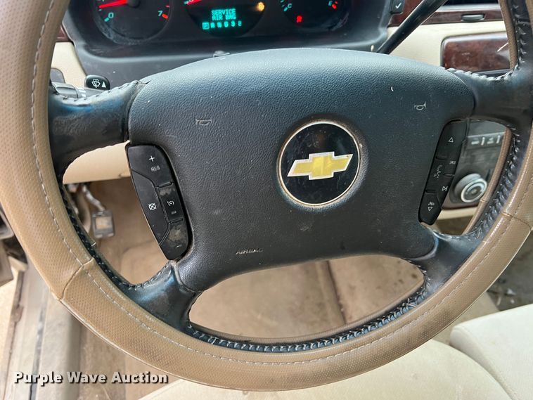 image for item MM9082 2010 Chevrolet Impala LS