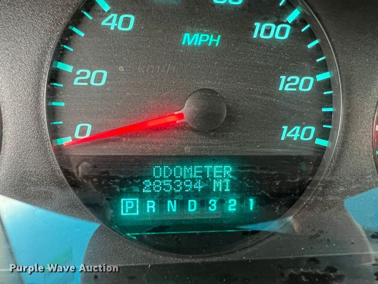 image for item MM9082 2010 Chevrolet Impala LS