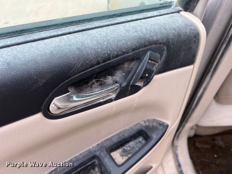 image for item MM9082 2010 Chevrolet Impala LS