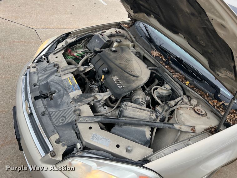 image for item MM9082 2010 Chevrolet Impala LS