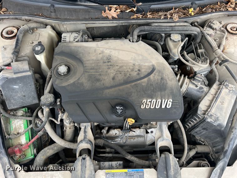 image for item MM9082 2010 Chevrolet Impala LS