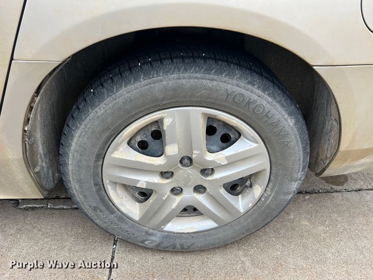 image for item MM9082 2010 Chevrolet Impala LS