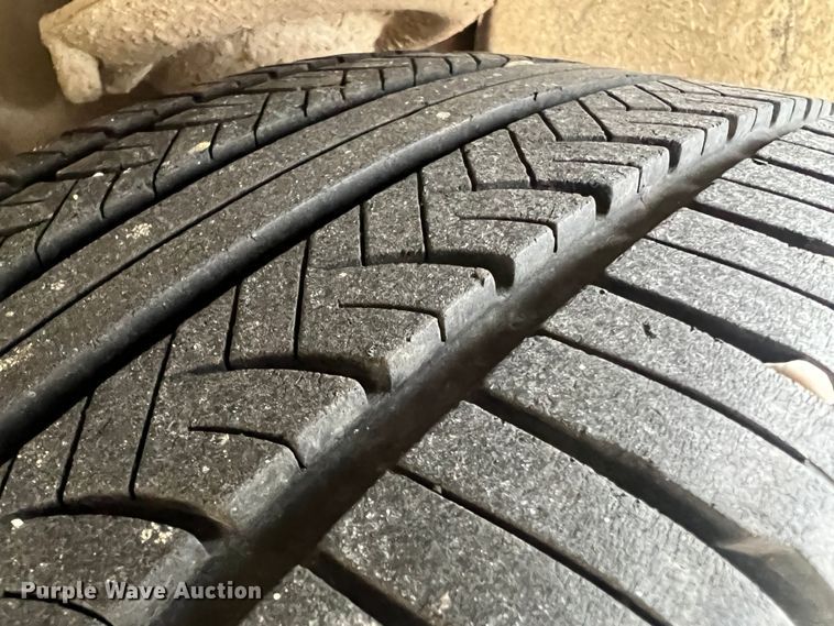 image for item MM9082 2010 Chevrolet Impala LS