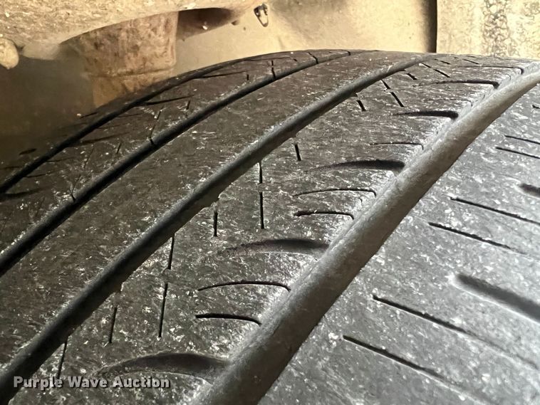 image for item MM9082 2010 Chevrolet Impala LS