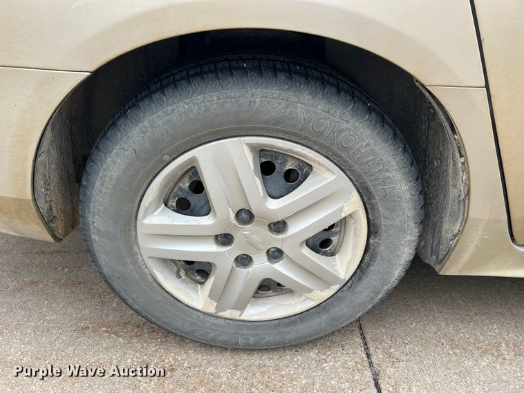 image for item MM9082 2010 Chevrolet Impala LS