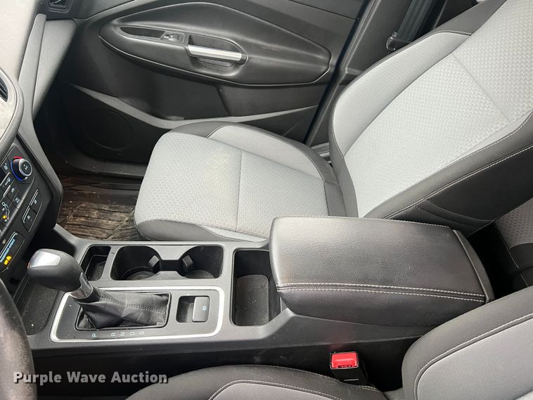 image for item MM9083 2017 Ford Escape SE  SUV