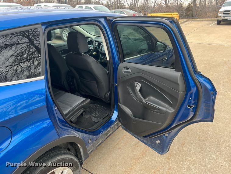 image for item MM9083 2017 Ford Escape SE  SUV