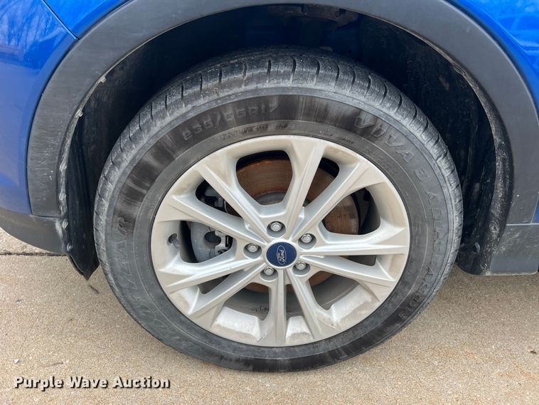 image for item MM9083 2017 Ford Escape SE  SUV