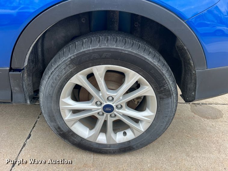 image for item MM9083 2017 Ford Escape SE  SUV