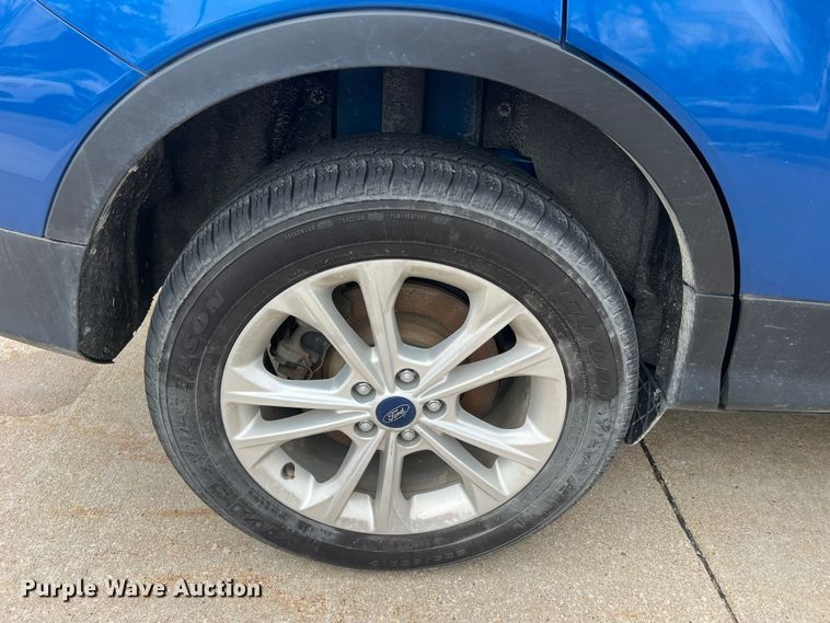 image for item MM9083 2017 Ford Escape SE  SUV