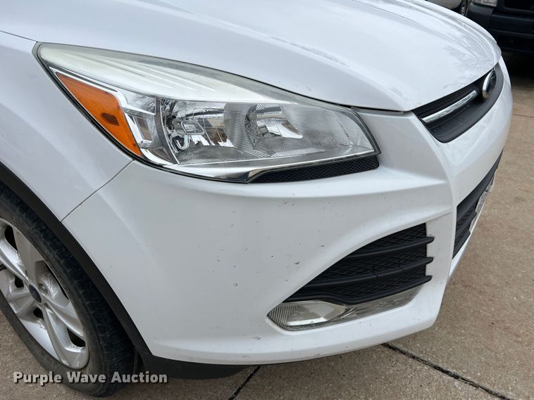 image for item MM9084 2016 Ford Escape SE  SUV