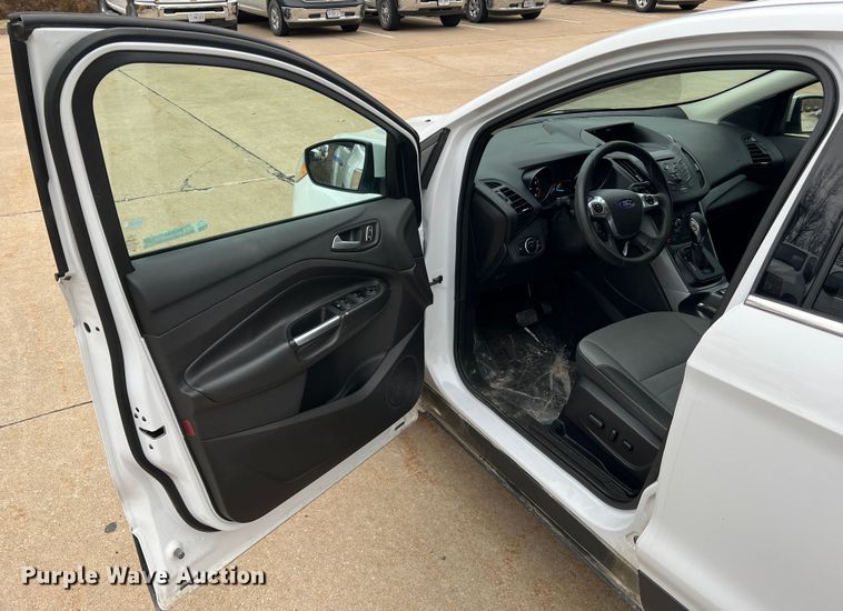 image for item MM9084 2016 Ford Escape SE  SUV