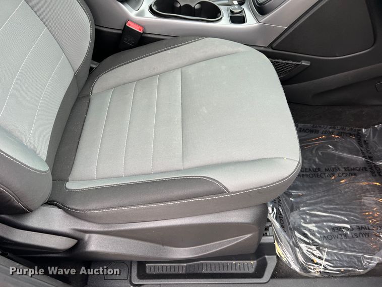 image for item MM9084 2016 Ford Escape SE  SUV