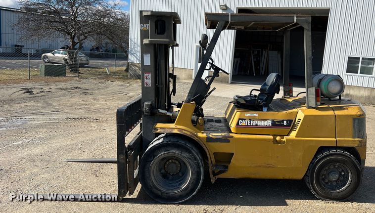 image for item MM9089 Caterpillar GPL40  forklift