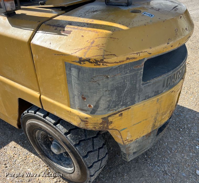 image for item MM9089 Caterpillar GPL40  forklift