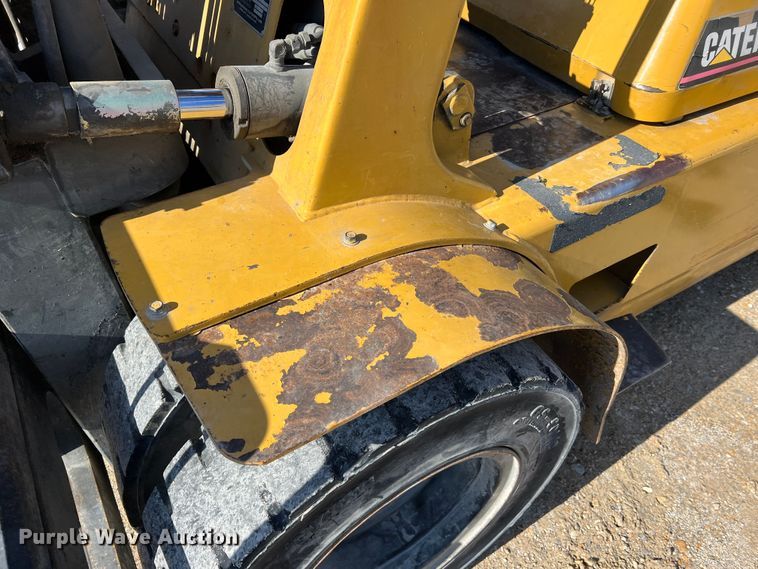 image for item MM9089 Caterpillar GPL40  forklift