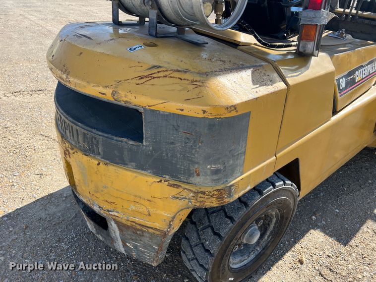 image for item MM9089 Caterpillar GPL40  forklift