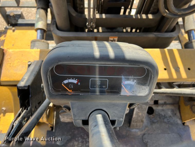 image for item MM9089 Caterpillar GPL40  forklift