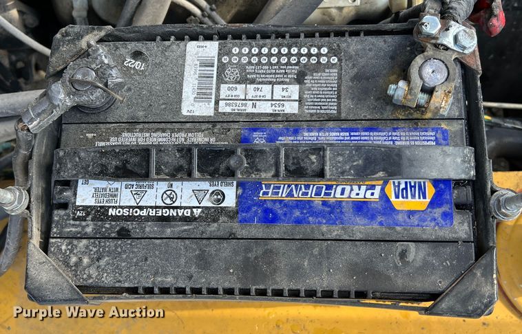 image for item MM9089 Caterpillar GPL40  forklift