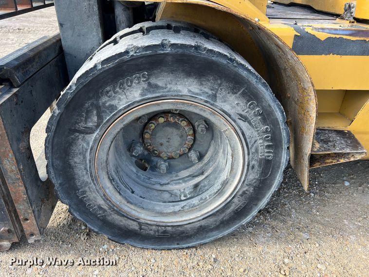 image for item MM9089 Caterpillar GPL40  forklift