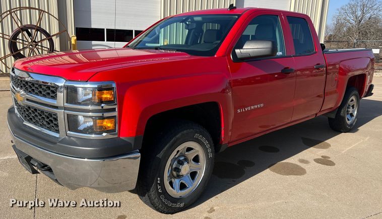 image for item MM9101 2014 Chevrolet Silverado 1500  Double Cab pickup truck