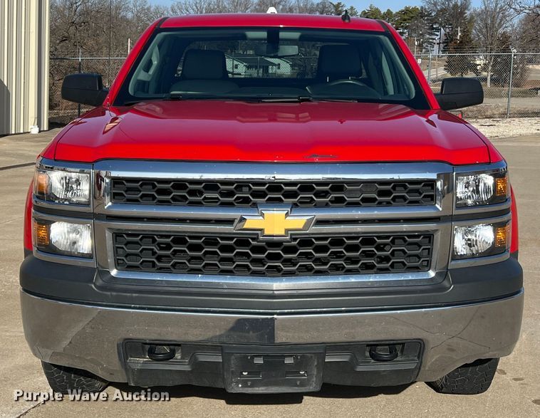 image for item MM9101 2014 Chevrolet Silverado 1500  Double Cab pickup truck