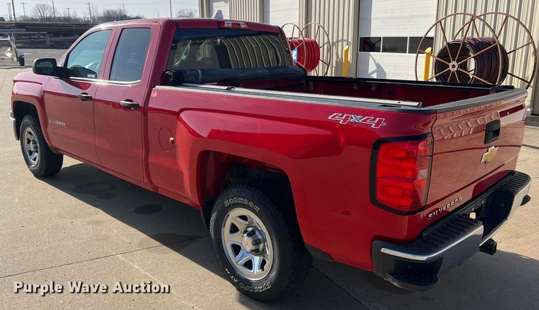 image for item MM9101 2014 Chevrolet Silverado 1500  Double Cab pickup truck