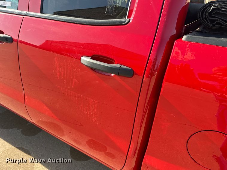 image for item MM9101 2014 Chevrolet Silverado 1500  Double Cab pickup truck