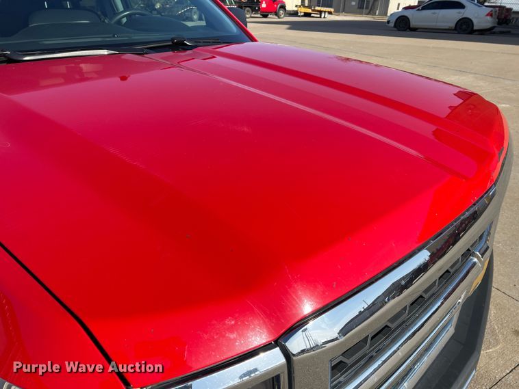 image for item MM9101 2014 Chevrolet Silverado 1500  Double Cab pickup truck